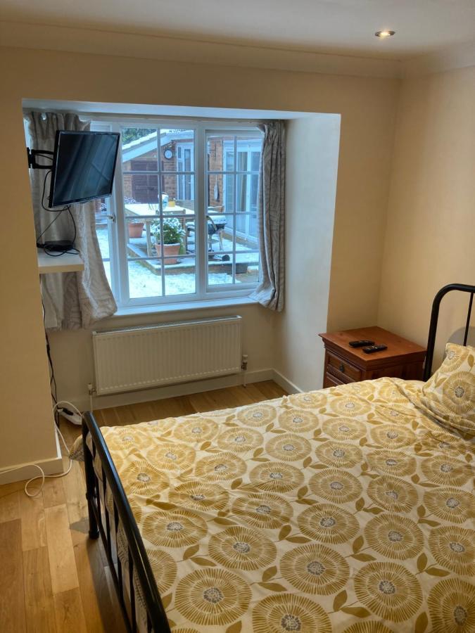 9 Chudleigh Close Apartment Bedford Luaran gambar