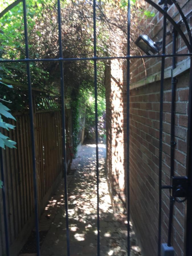 9 Chudleigh Close Apartment Bedford Luaran gambar